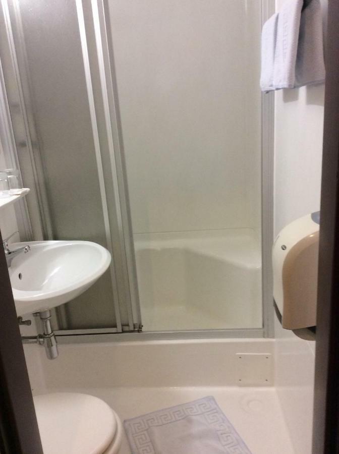 וינה Hotel Pribitzer מראה חיצוני תמונה